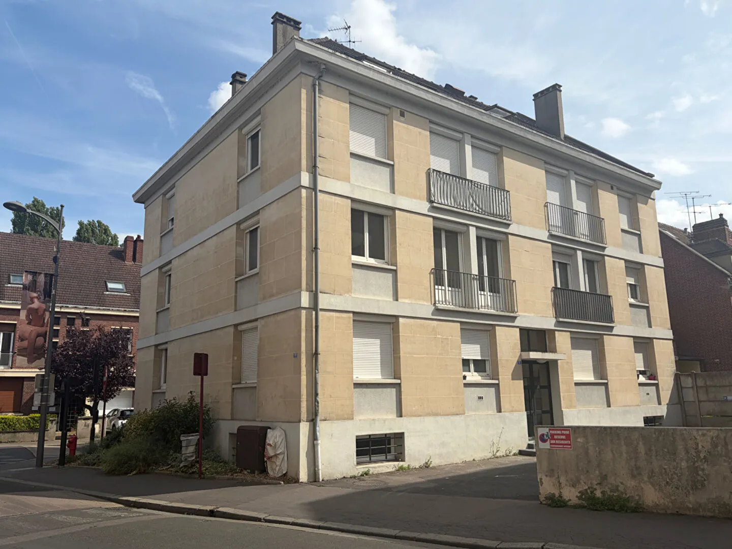 Immeuble 568 m² - Photo 1