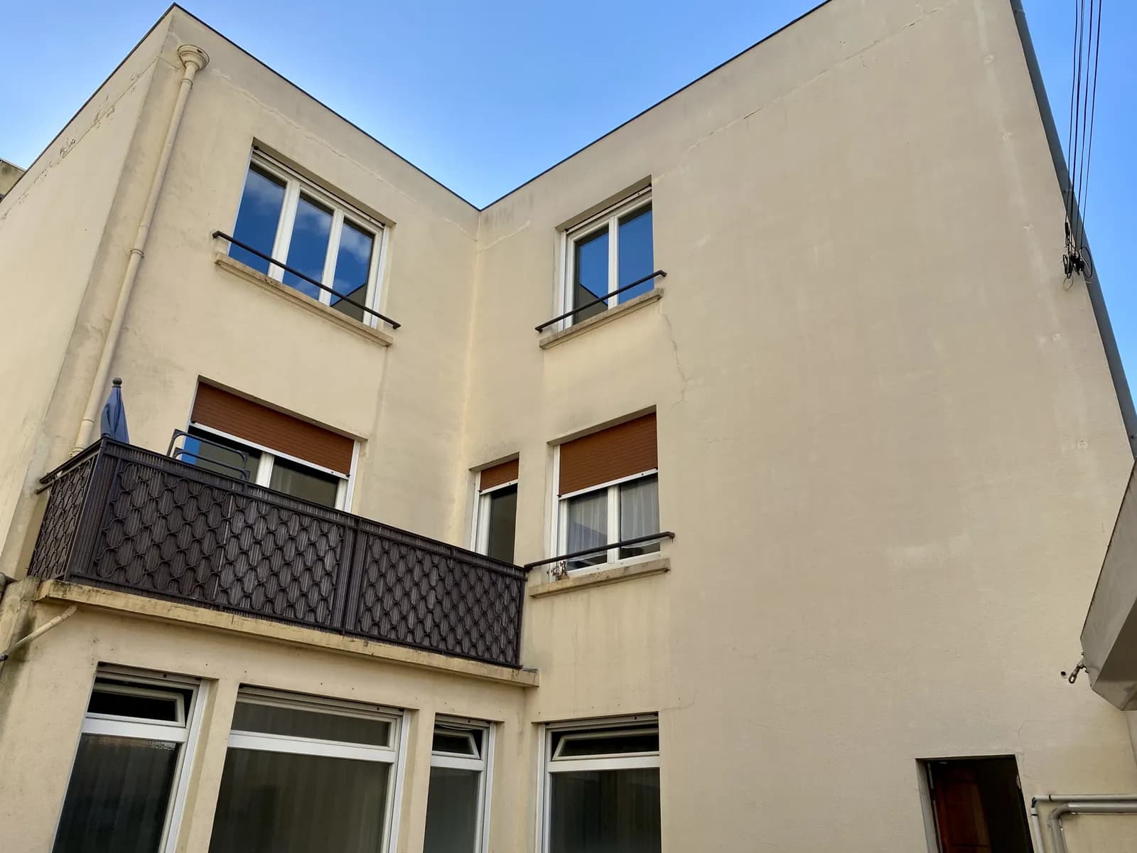Immeuble 275 m² - Photo 1