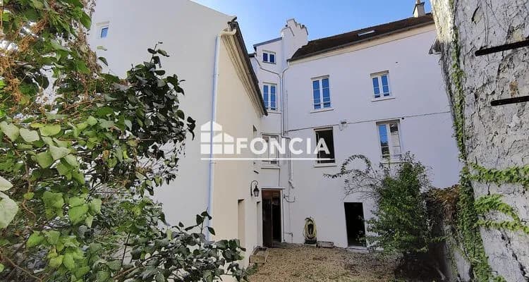 Immeuble 242 m² - Photo 1
