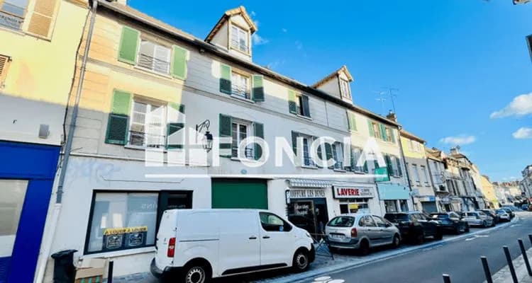 Immeuble - Photo 1