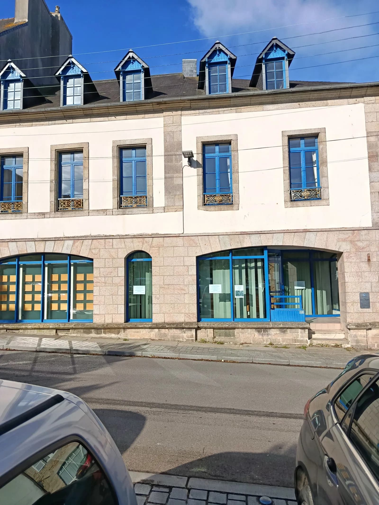 Vends immeuble - Photo 1