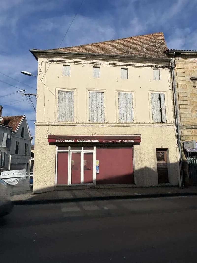 Immeuble avec local commercial Montpon-Menesterol 3 pièce(s) 170 m2 - Photo 1