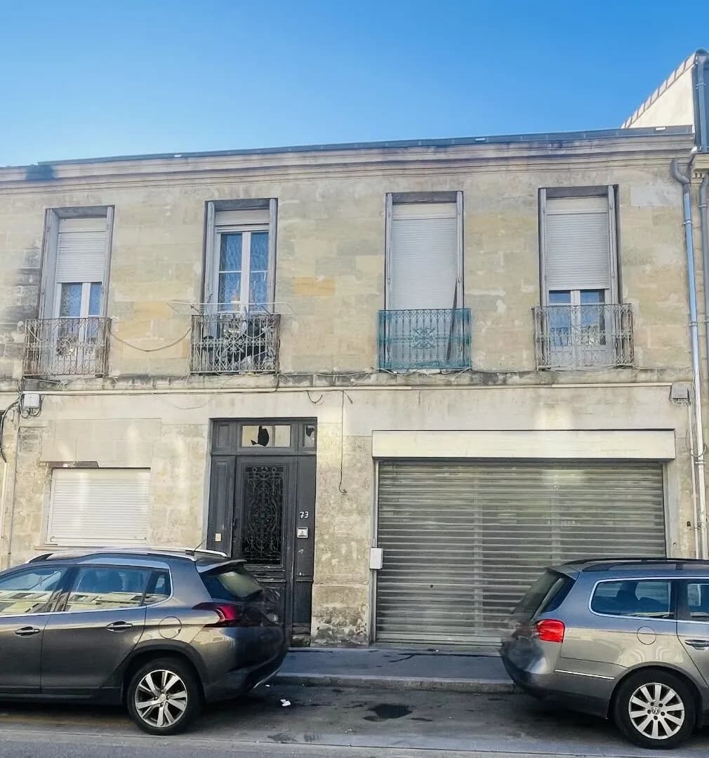 Immeuble pierre benauge, 6 Appartements et un Local commerciale Loués - Photo 1