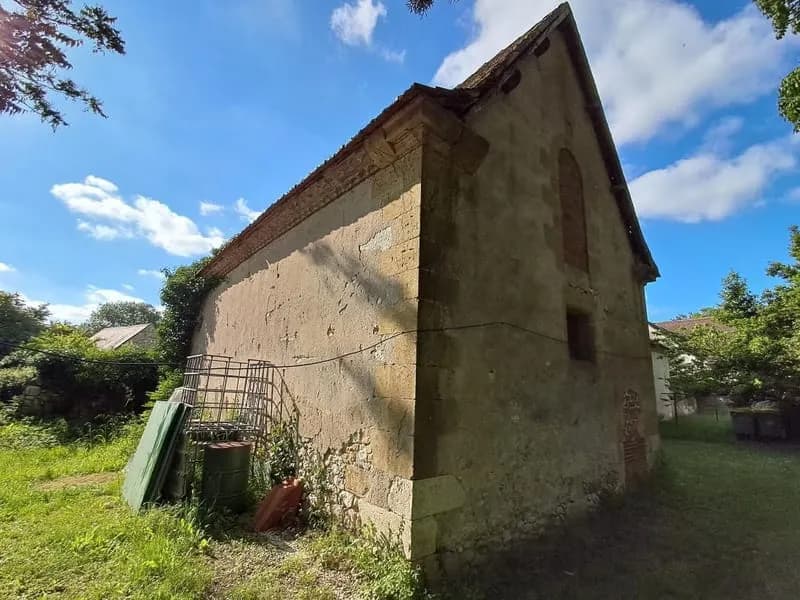 Exclusivite!! Immeuble en pierres à vendre avec jardin - Photo 1
