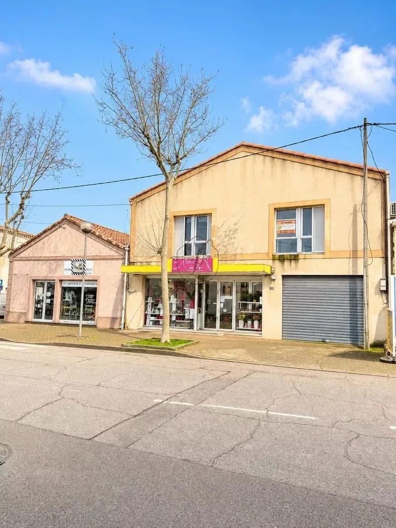 Achat : Immeuble Port-Saint-Louis-du-Rhône (13230) - Photo 1