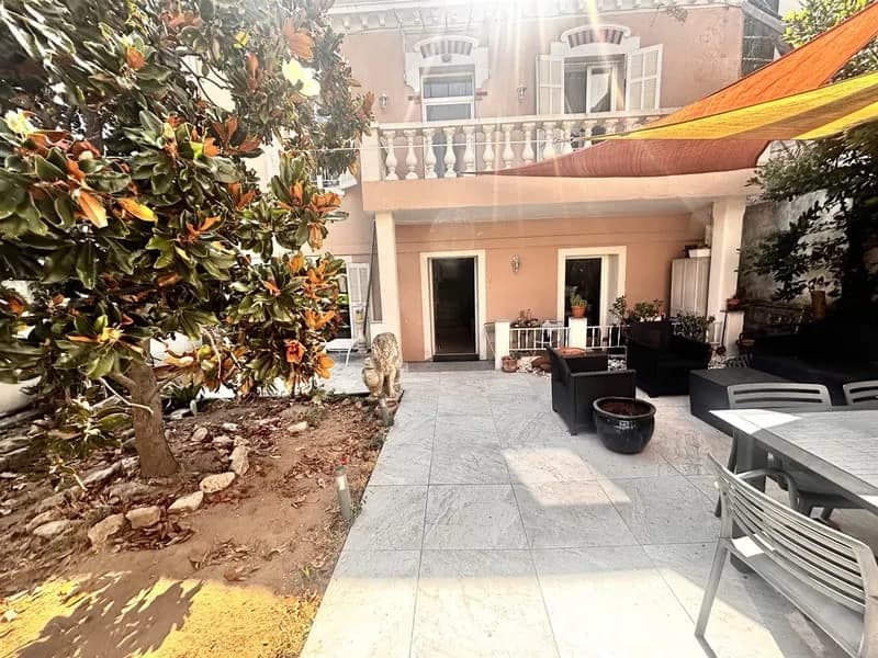 Cannes Central Ensemble Immobilier 288M2 Garages - Photo 1