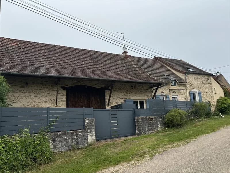 Axe Chalon - Le Creusot, Grand Calme Ensemble Immobilier En Pierre - Photo 1