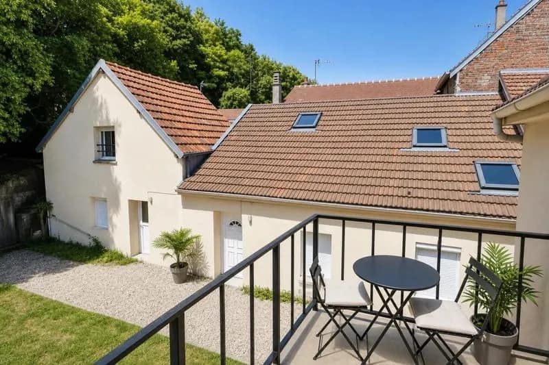 Ensemble immobilier - 150m² - Ivry-la-Bataille - Photo 1