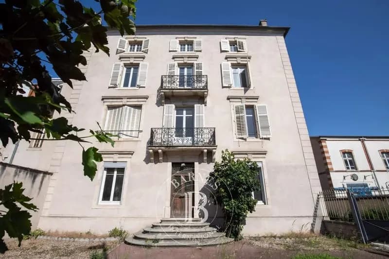 NANCY , Avenue du Général Leclerc : noblesse architecturale et liberté d'usage - Photo 1