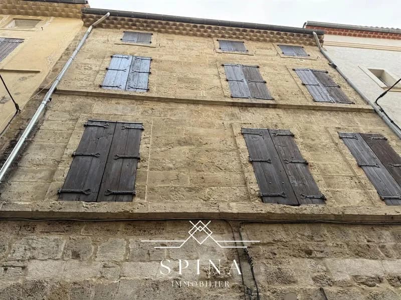 Béziers centre - Immeuble en R+3 de 458m2 avec 7 appartements & 2 garages - Photo 1