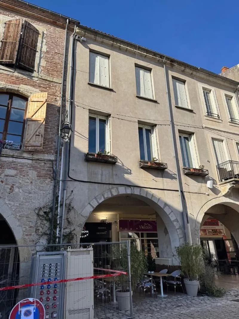 Immeuble de rapport situé en centre de Villeneuve-Sur-Lot - Photo 1