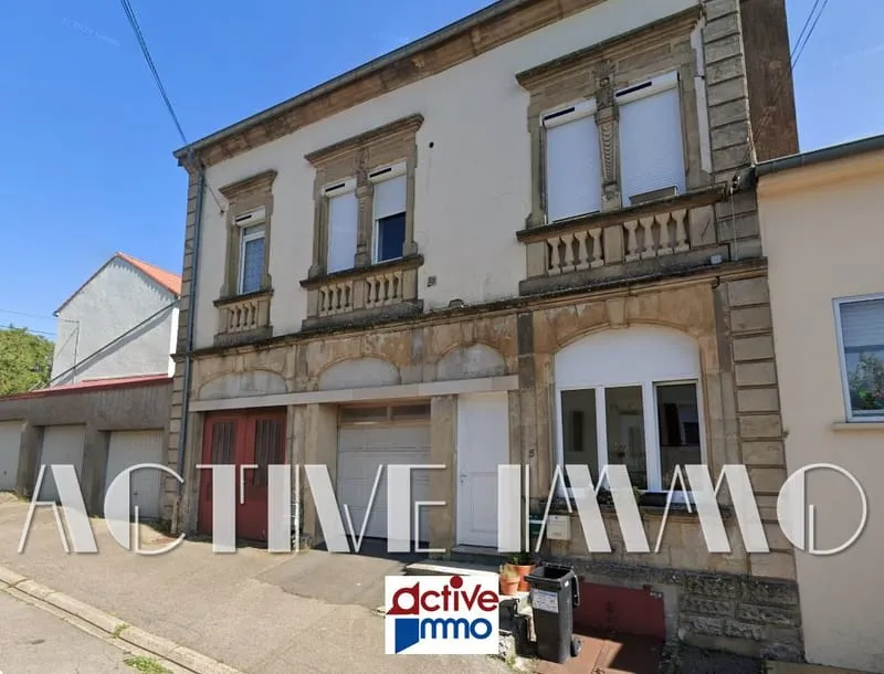 Immeuble Russange 2 appartements + garage + entrepôt (garage) - Photo 1