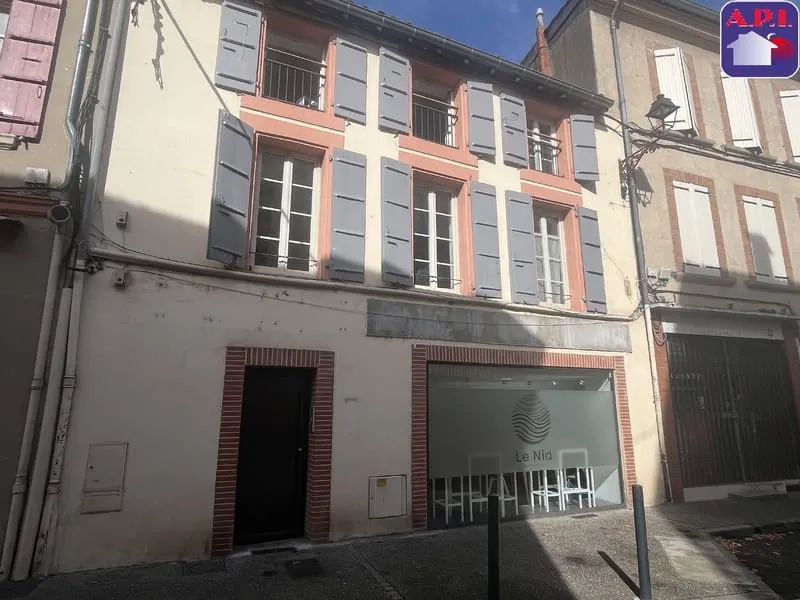 Immeuble - Photo 1