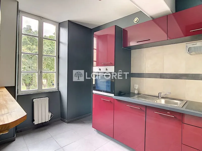 Immeuble de rapport, local commercial et duplex, centre ville. - Photo 1