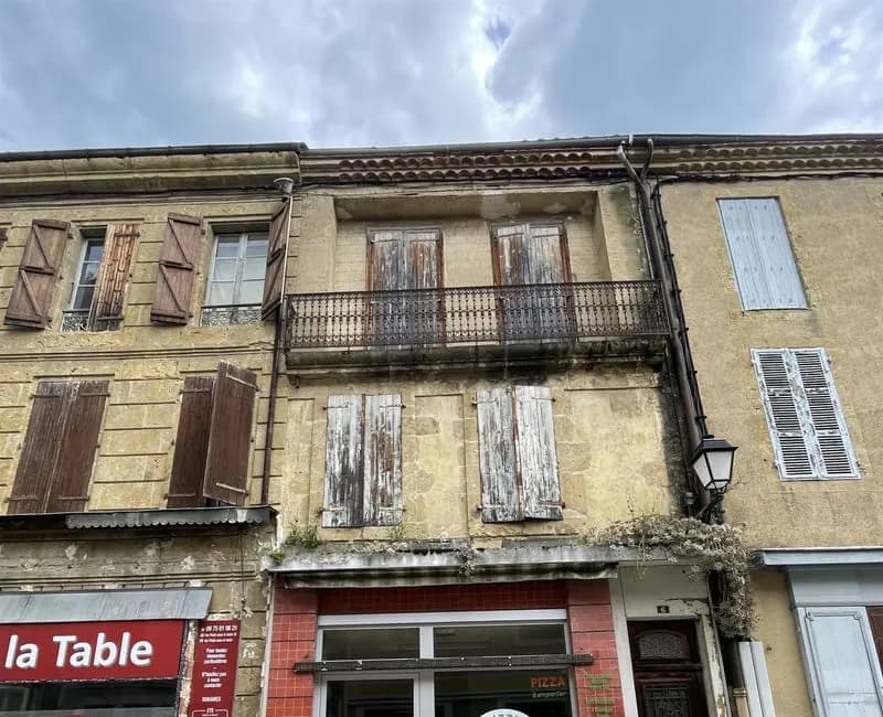 Immeuble avec studio et ancienne Pizzeria à Masseube - Photo 1