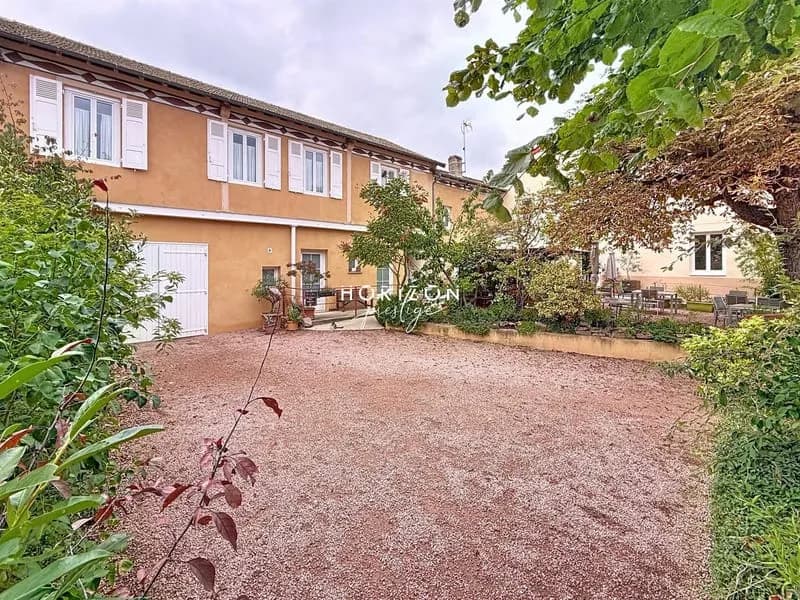 Tramayes : Murs Et Cession De Fonds, ensemble immobilier gites e - Photo 1