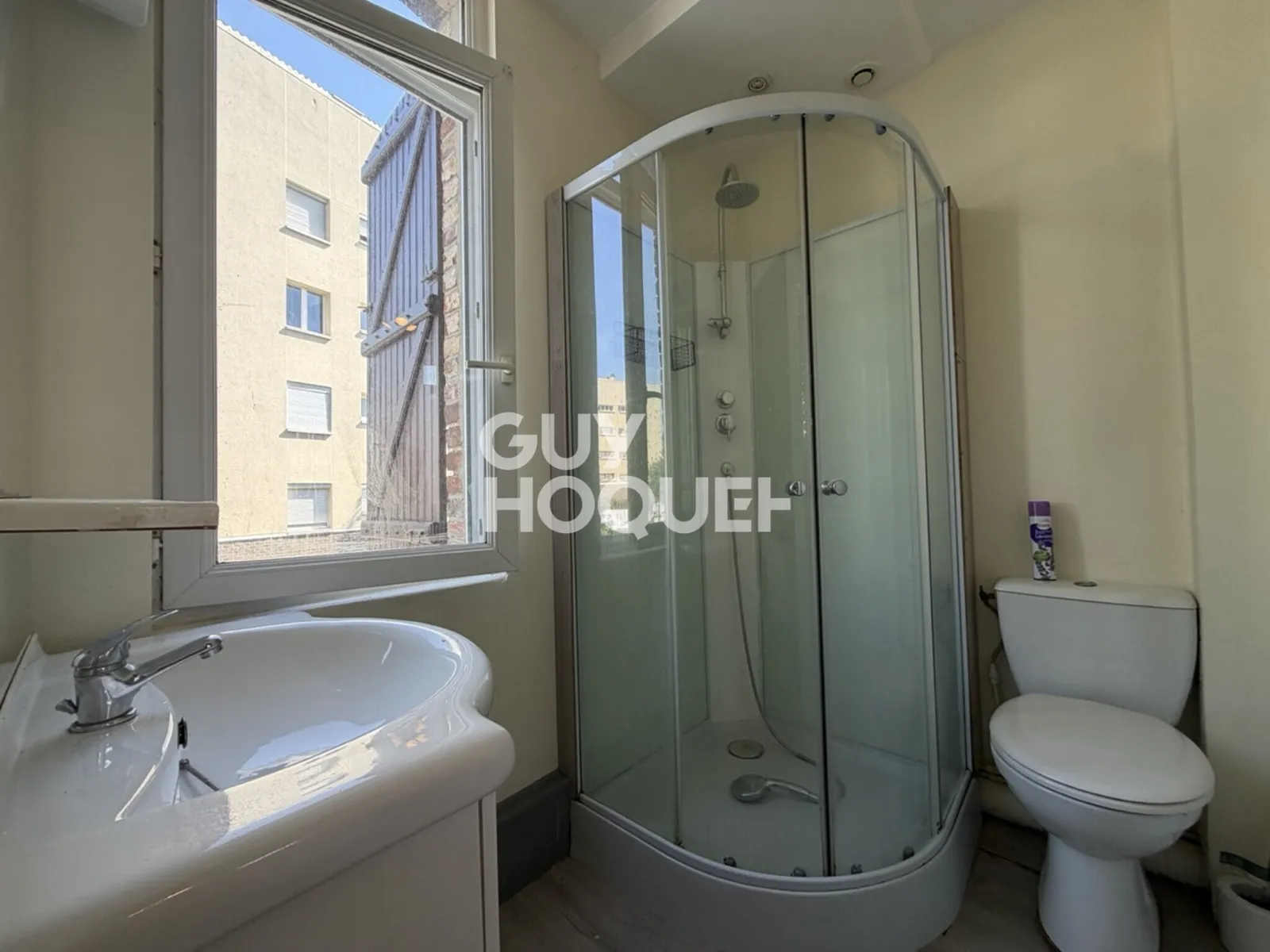SAINT PIERRE - IMMEUBLE D'ENVIRON 60M² COMPRENANT 3 LOGEMENTS - Photo 1