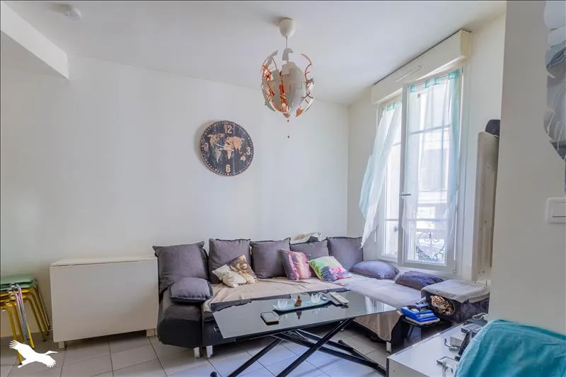 Immeuble 98 m² - Photo 1