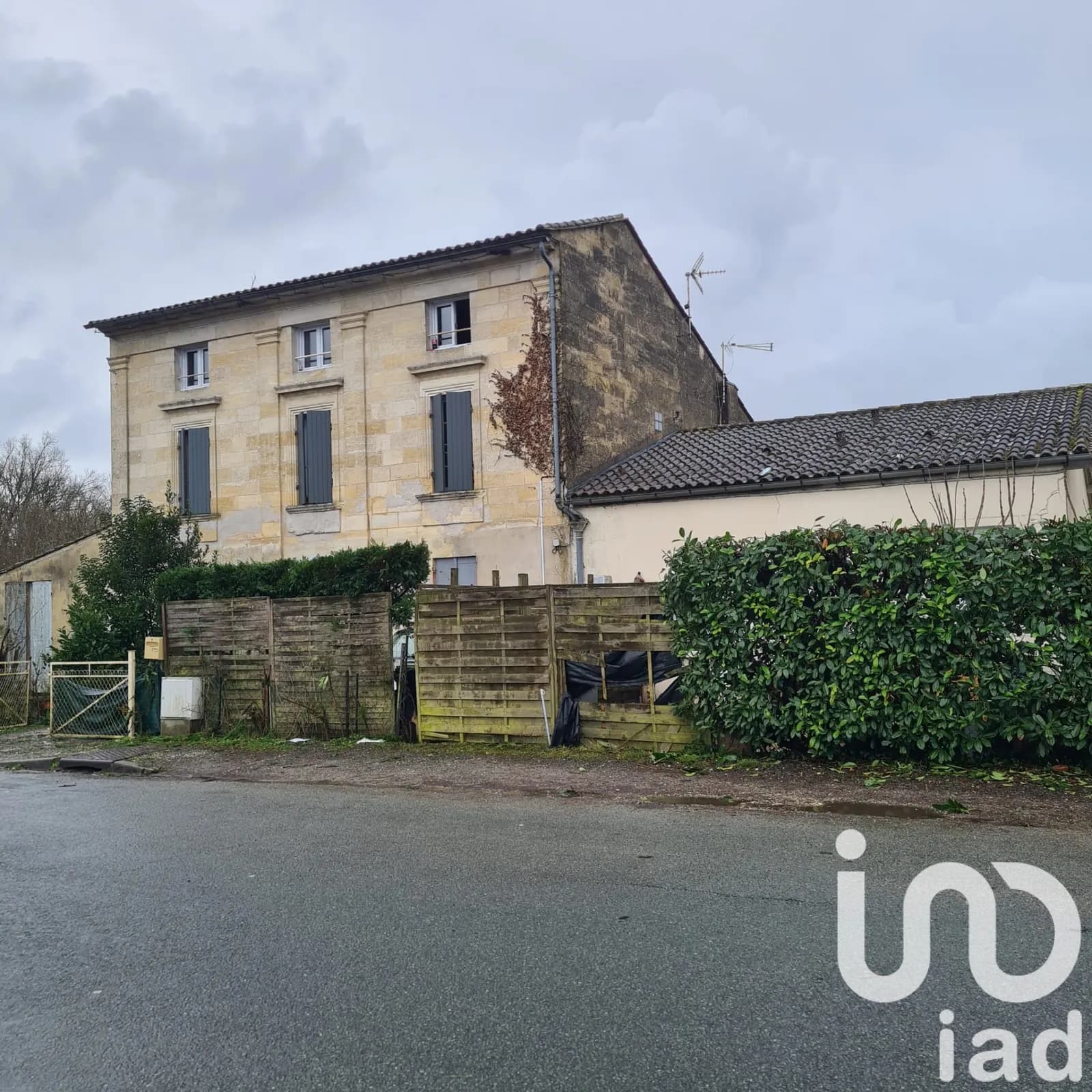 Immeuble de rapport 352 m² - Photo 1