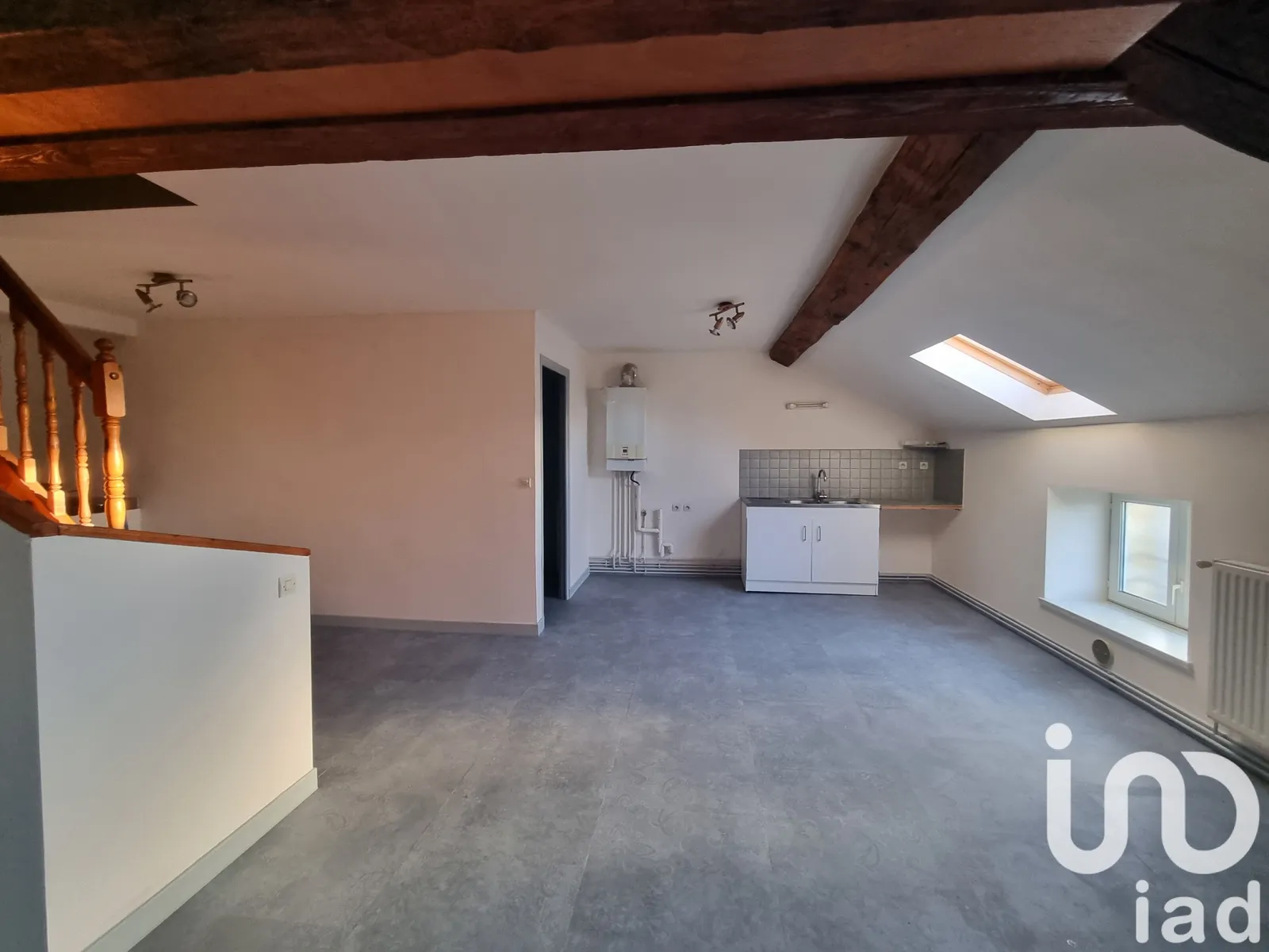 Immeuble 300 m² - Photo 1