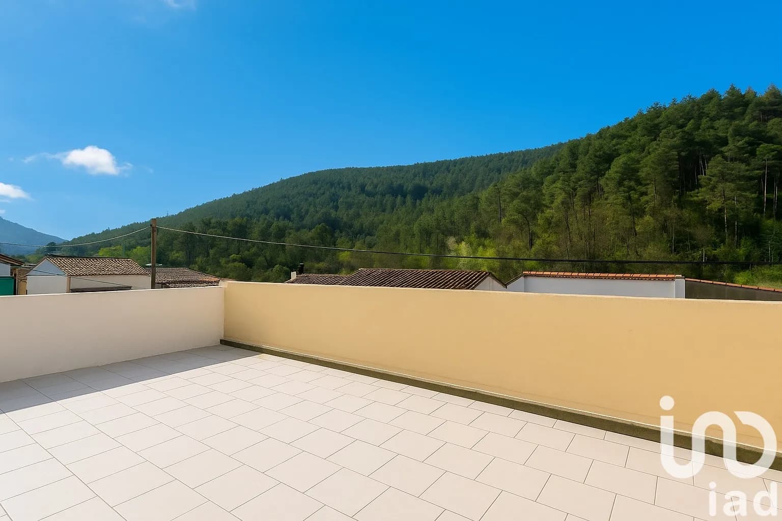 Immeuble 82 m² - Photo 1