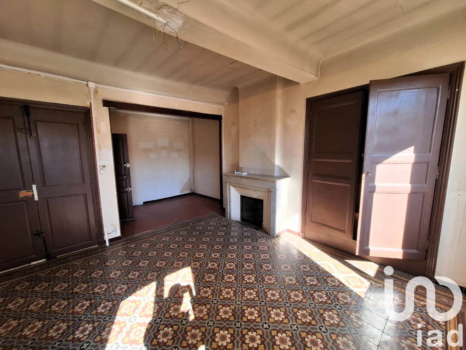 Immeuble 151 m² - Photo 1
