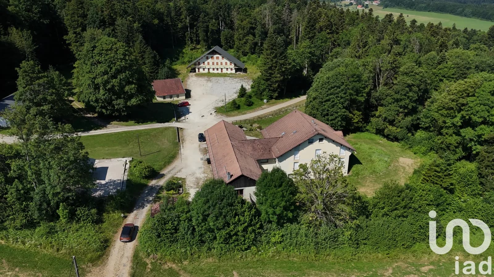 Immeuble 545 m² - Photo 1