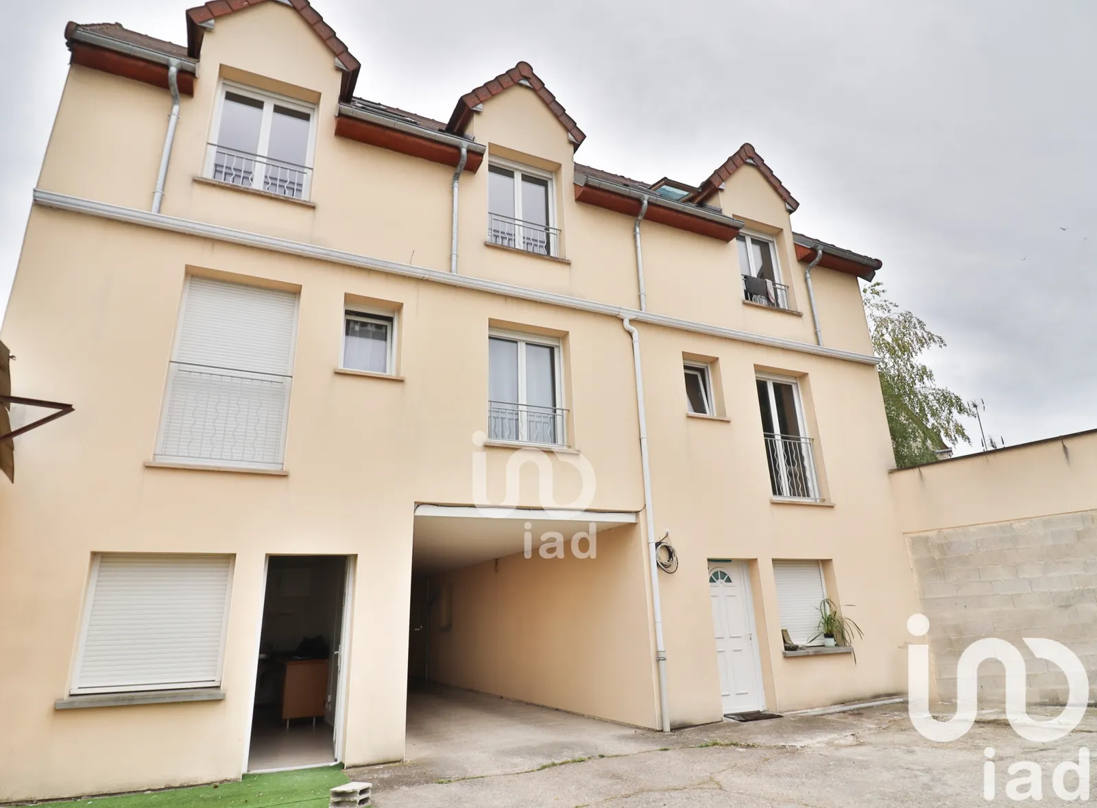 Immeuble 445 m² - Photo 1