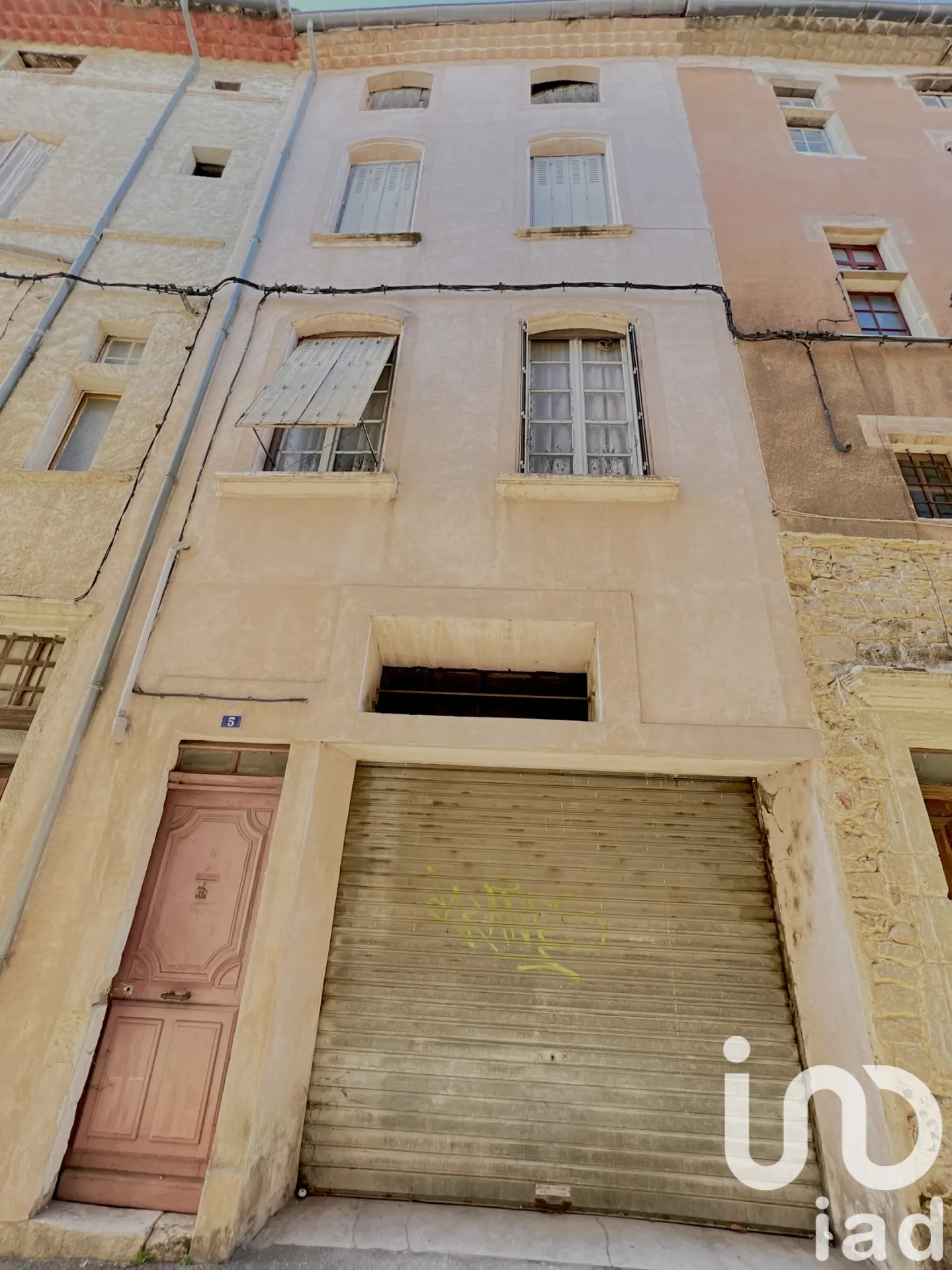 Immeuble 232 m² - Photo 1
