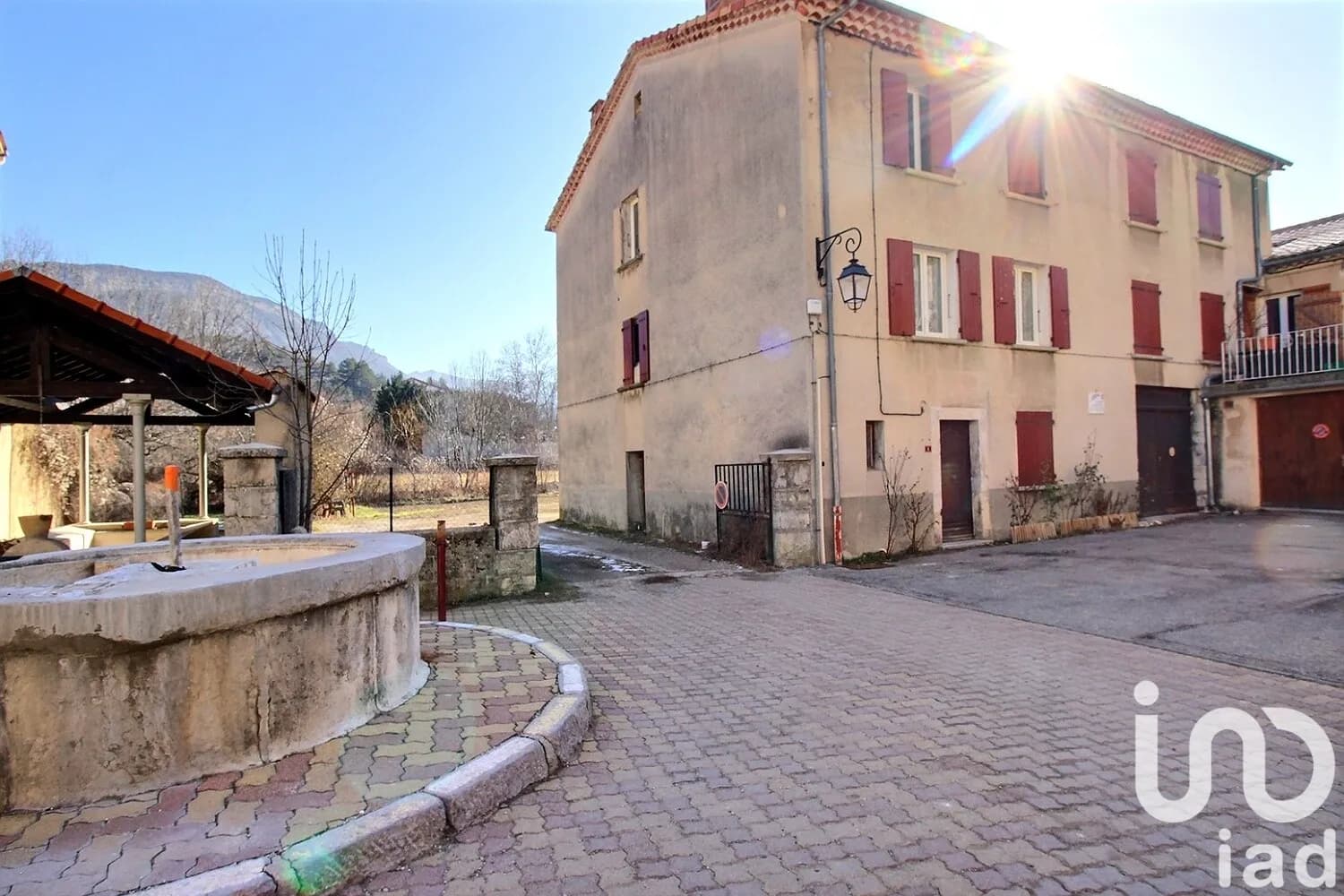 Immeuble 174 m² - Photo 1