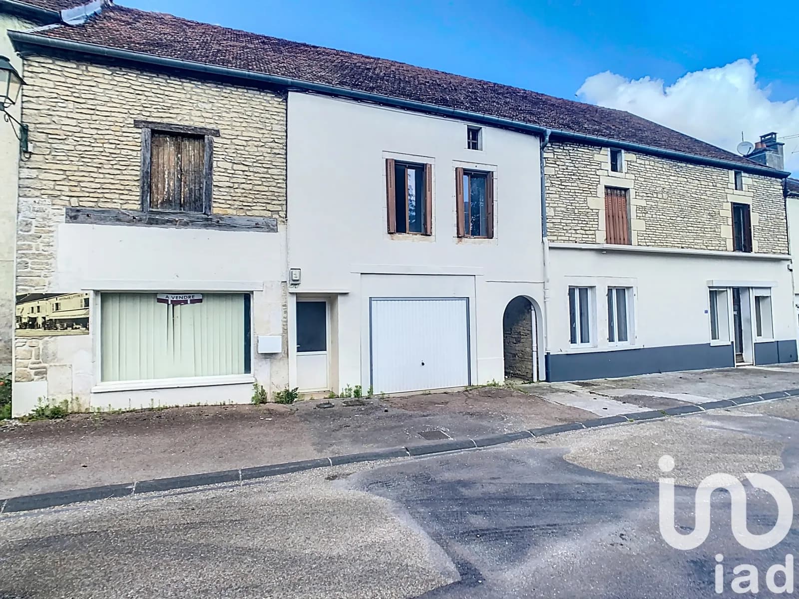 Immeuble 288 m² - Photo 1
