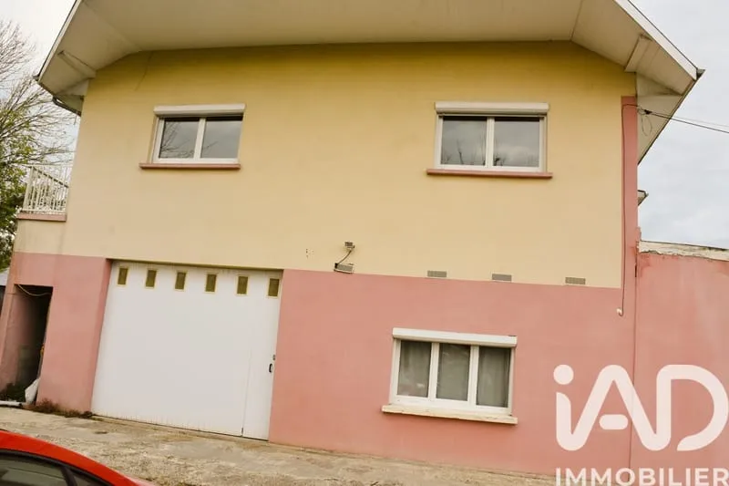 Immeuble 246 m² - Photo 1