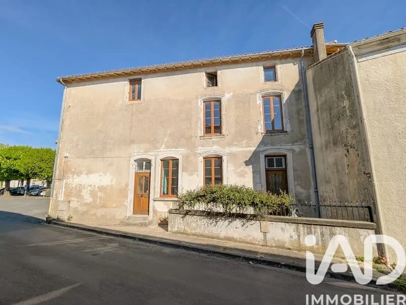 Immeuble 160 m² - Photo 1