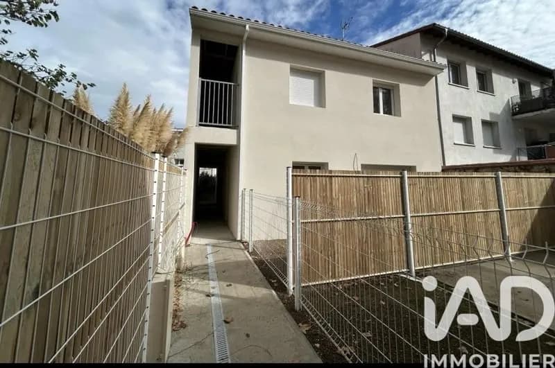 Immeuble 198 m² - Photo 1
