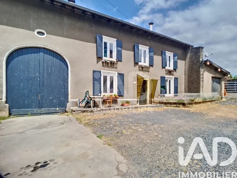 Immeuble 161 m² - Photo 1
