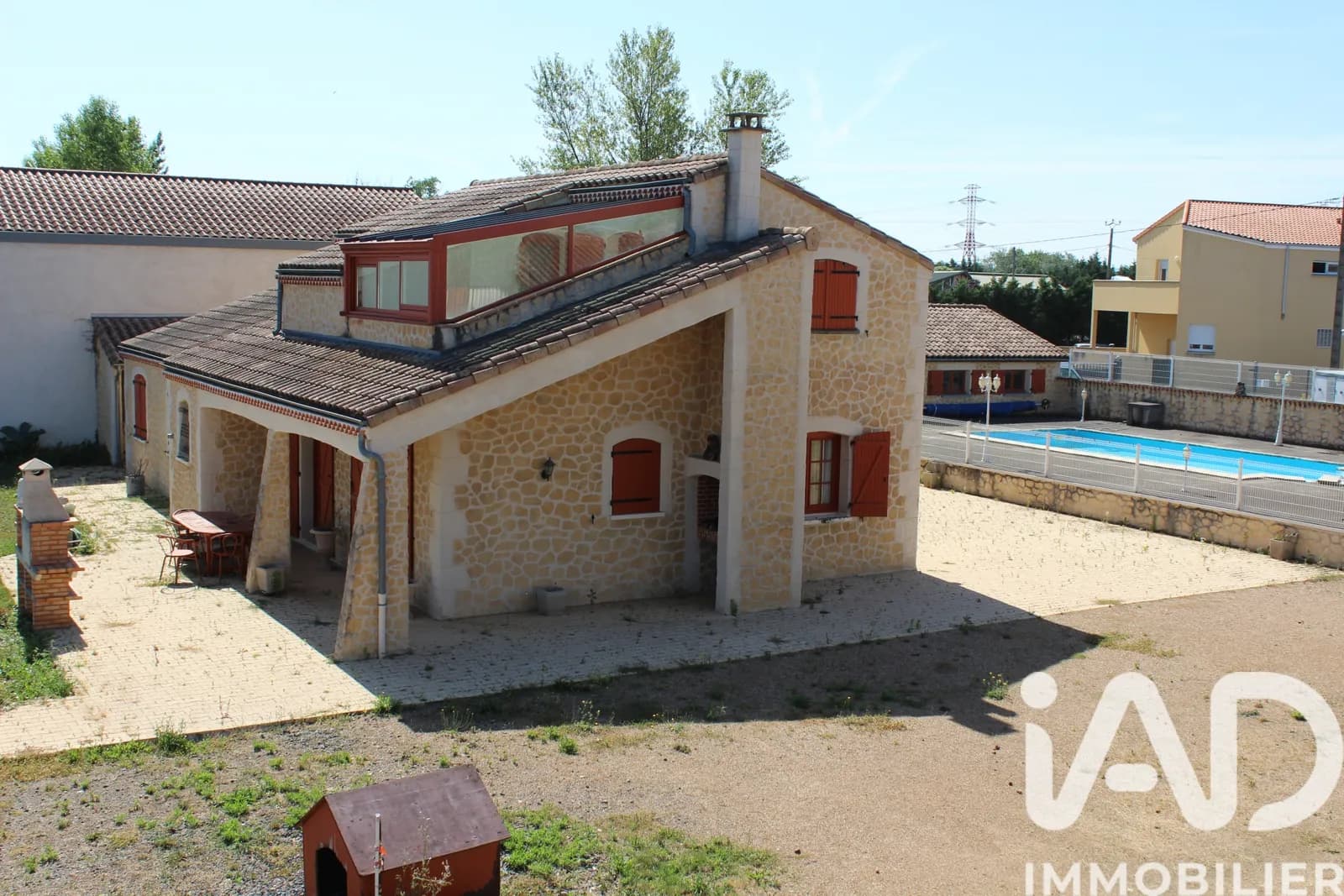 Immeuble 272 m² - Photo 1
