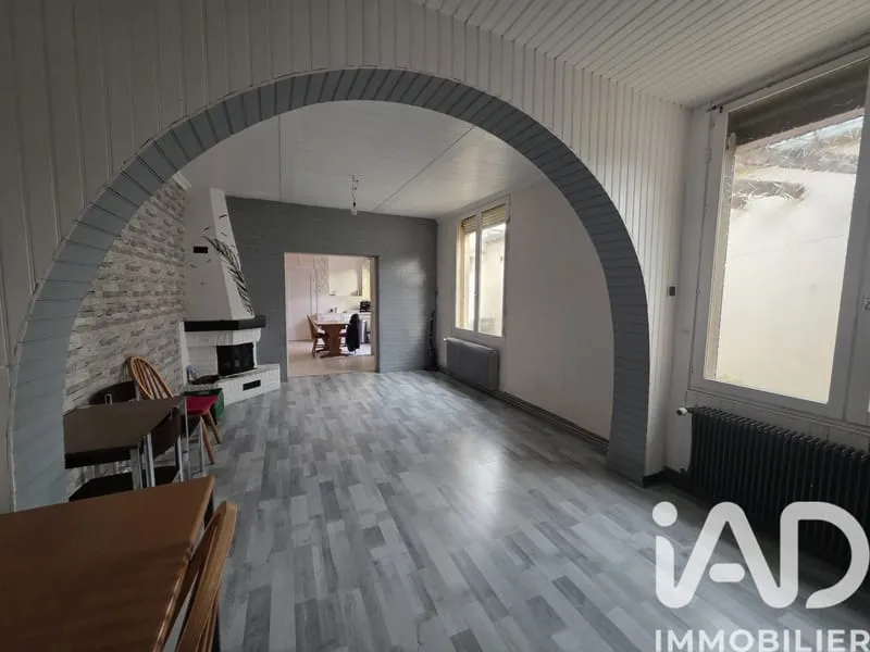 Immeuble 248 m² - Photo 1
