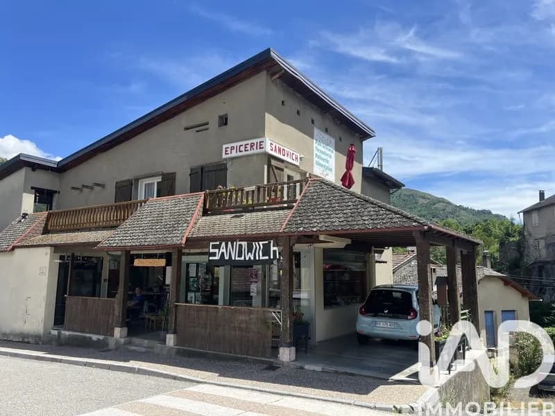 Immeuble de rapport 300 m² - Photo 1