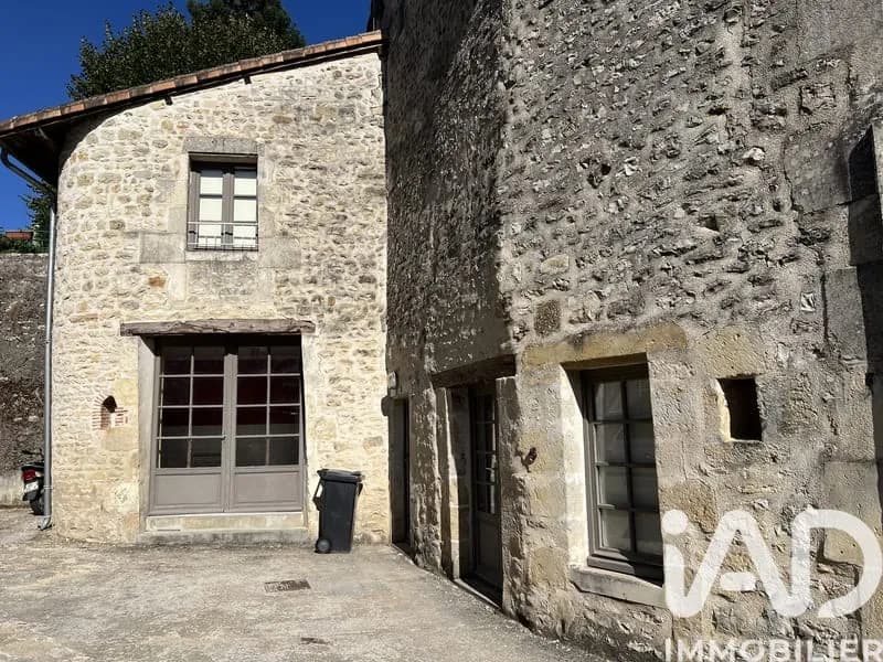 Immeuble 331 m² - Photo 1