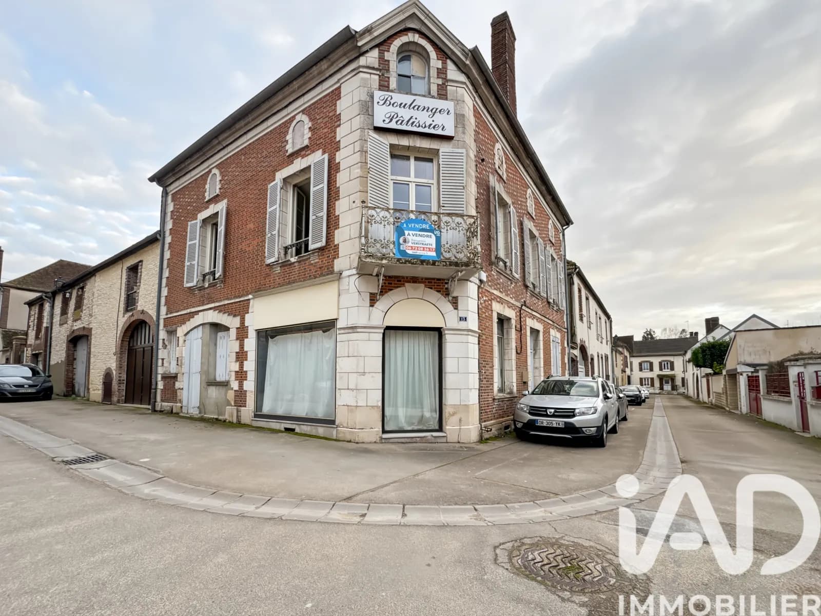 Immeuble 158 m² - Photo 1