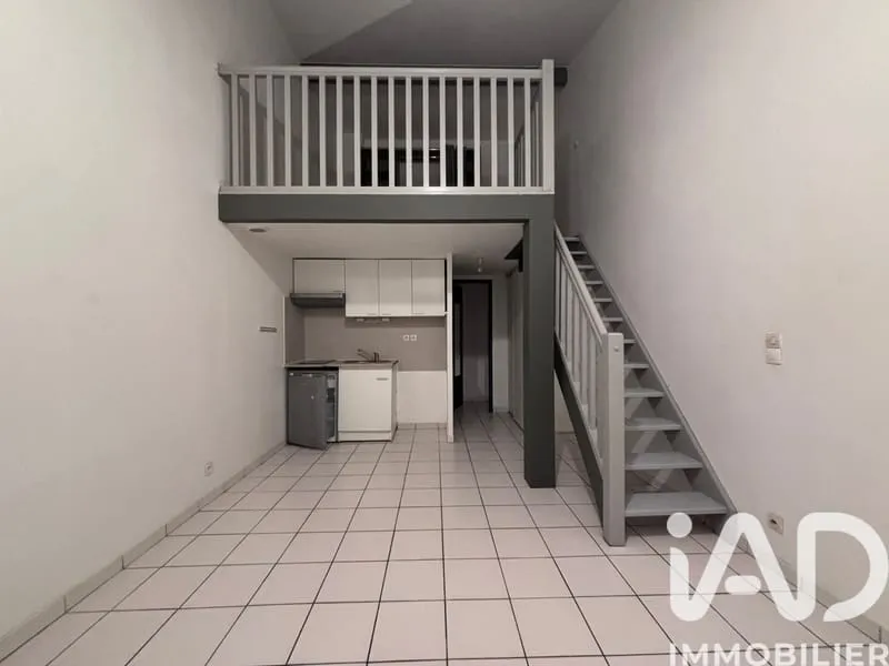 Immeuble 400 m² - Photo 1