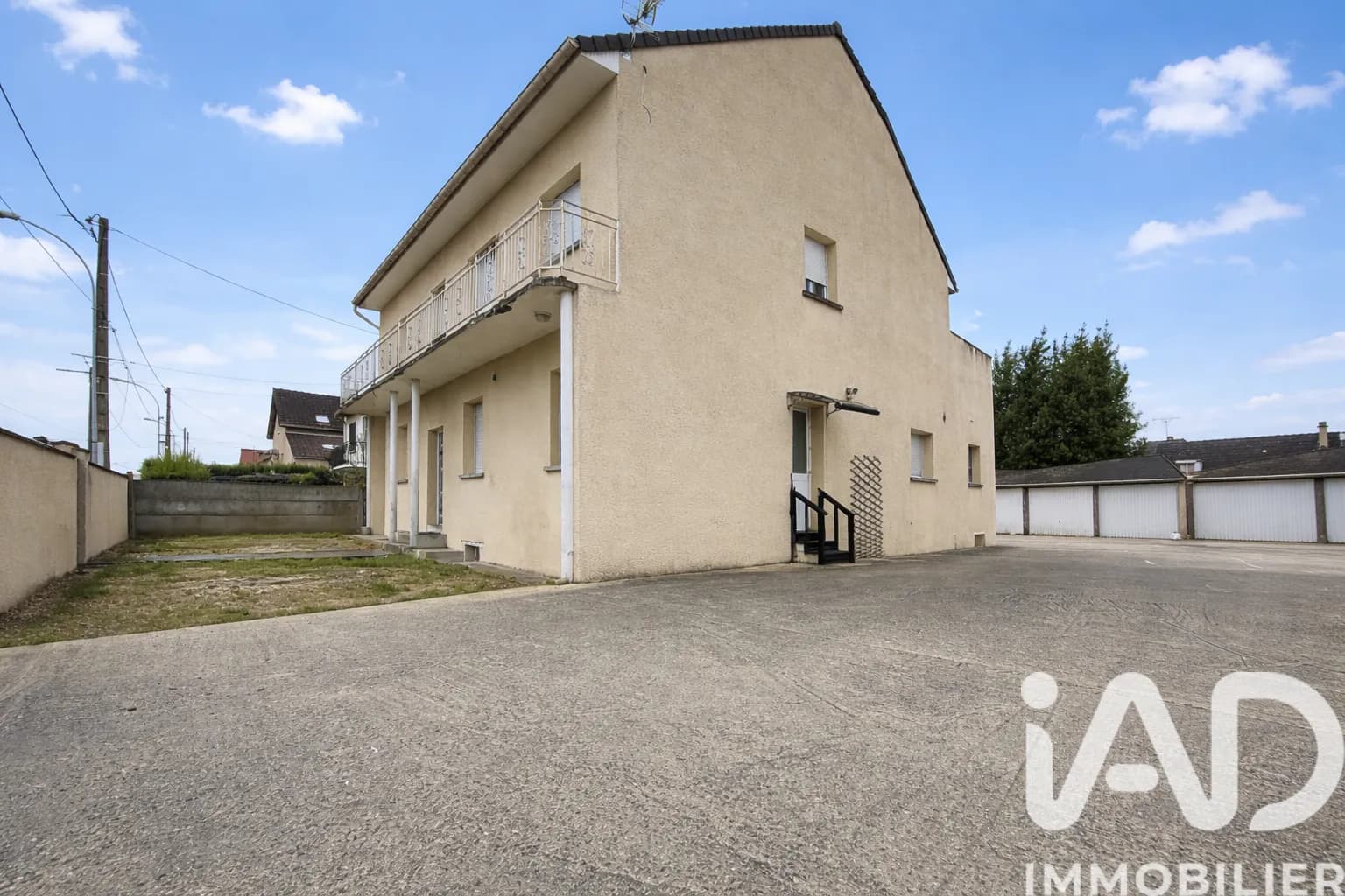 Immeuble 308 m² - Photo 1
