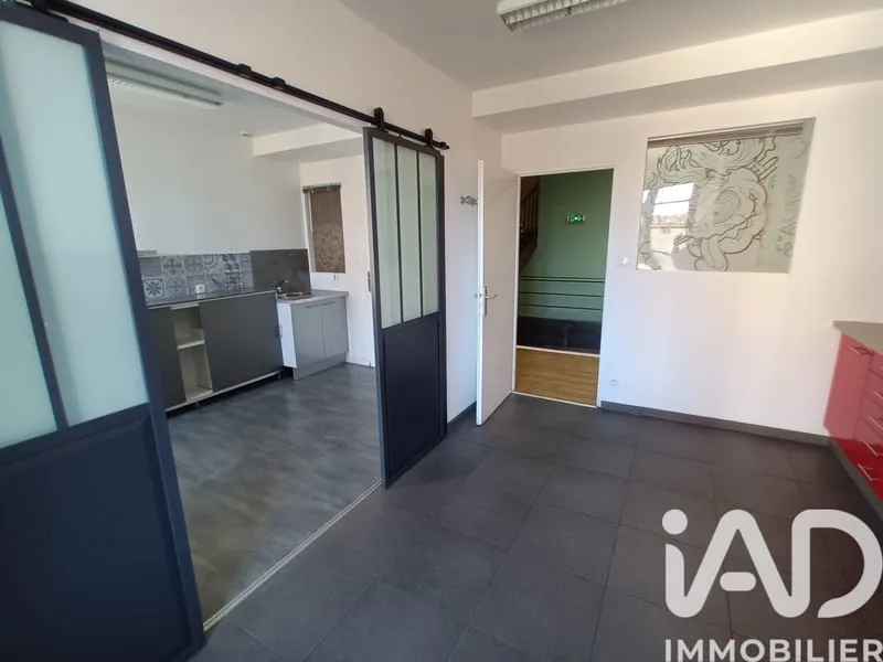 Immeuble 183 m² - Photo 1