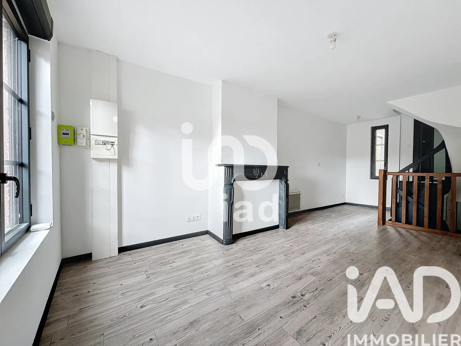 Immeuble 83 m² - Photo 1