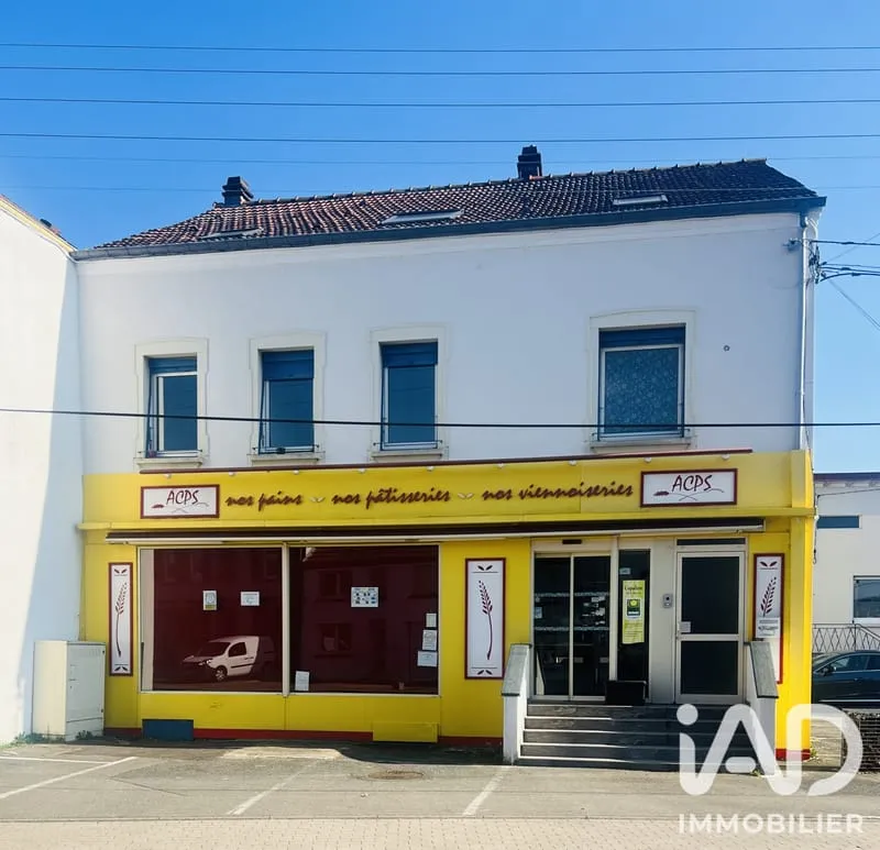 Immeuble 250 m² - Photo 1