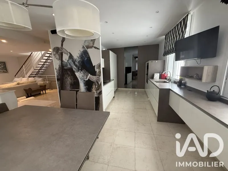 Immeuble 224 m² - Photo 1