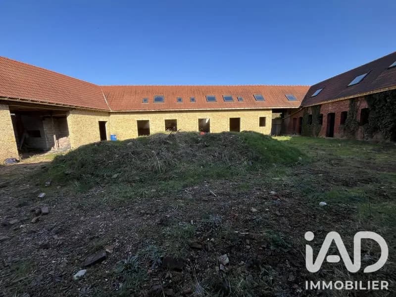 Immeuble 606 m² - Photo 1