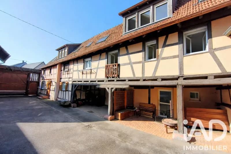 Immeuble 250 m² - Photo 1