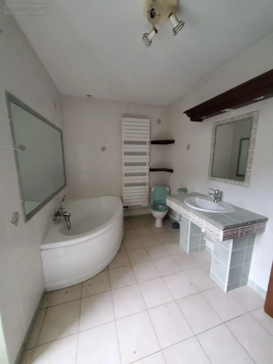 Immeuble 192 m² - Photo 1