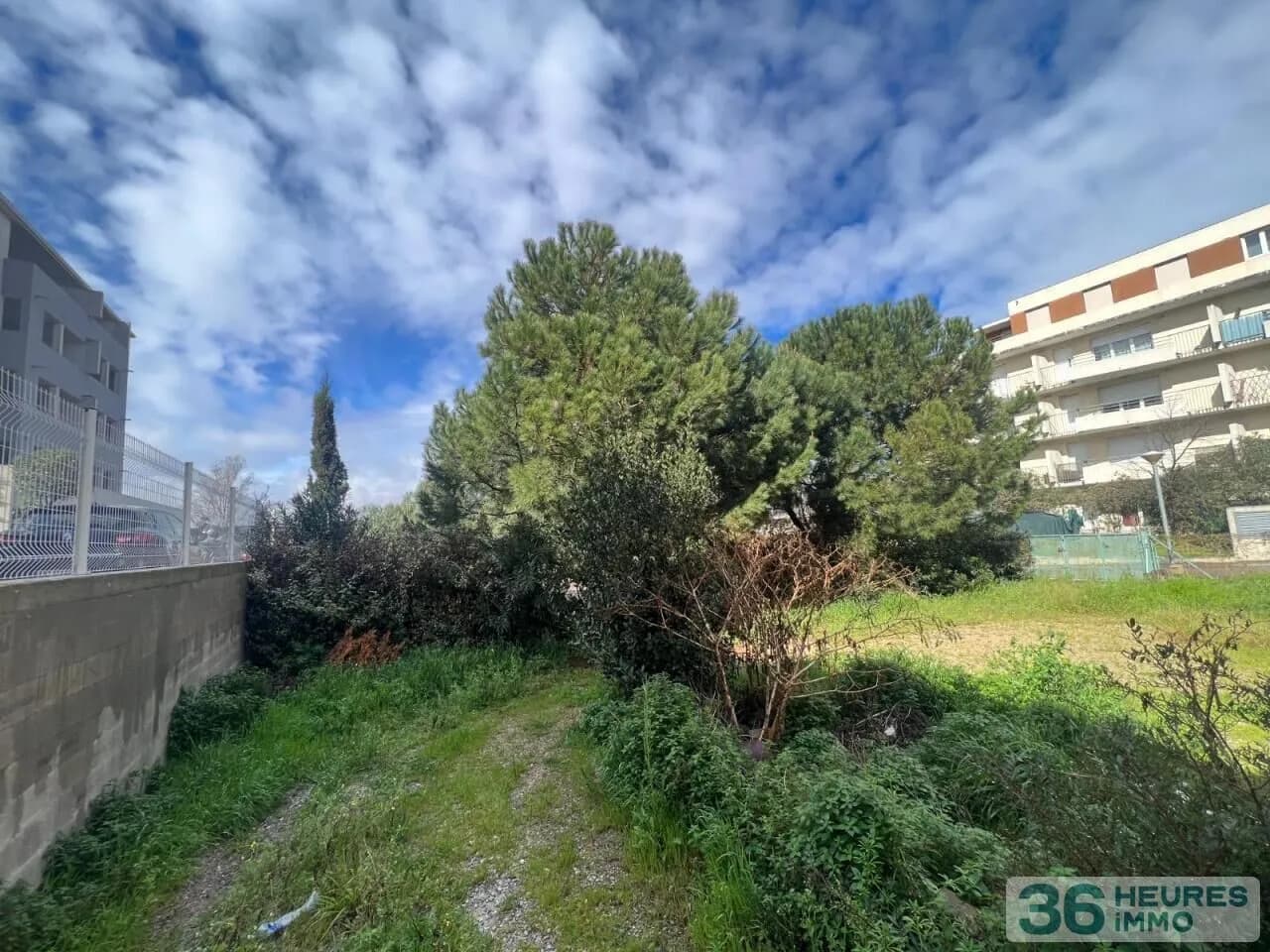 Immeuble 350 m² - Photo 1